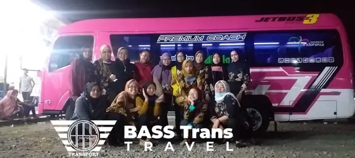 Penumpang Travel Shuttle Door To Door BASS Trans Travel